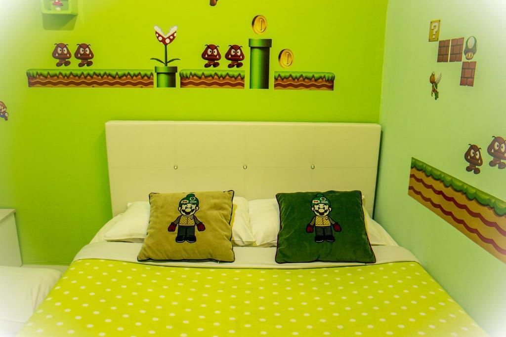 Fantasy Hotel 2*